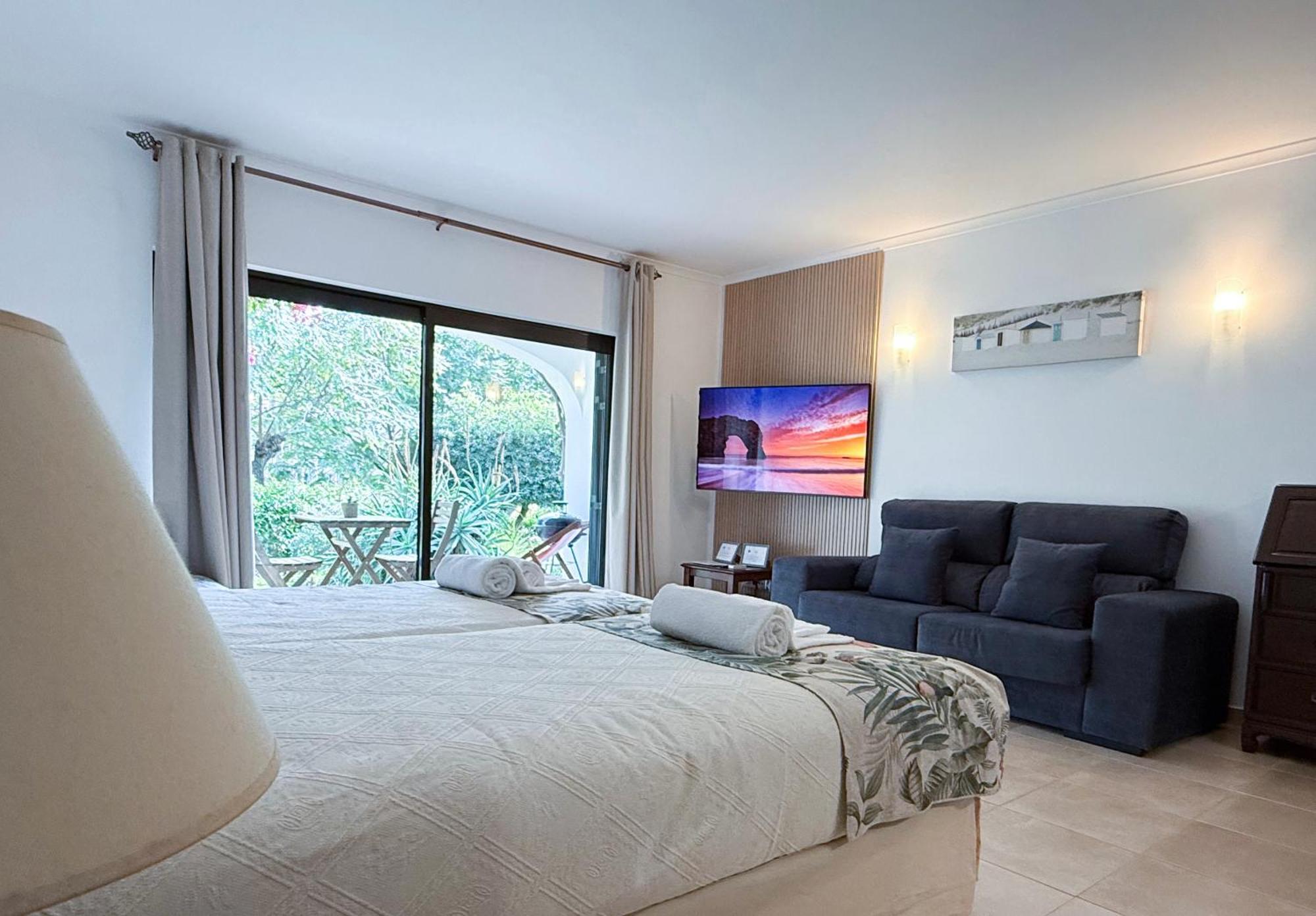 Coastal Retreat With Pool And Beach Access By Drago Rentals Албуфейра Екстериор снимка